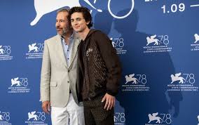 Villeneuve has garnered critical acclaim for his past works like arrival and blade runner: Af Xfsowypibam