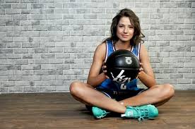 Ce métier requiert des connaissances en termes de nutrition, de physiologie, d'anatomie et bien sûr dans. Comment Devenir Coach Sportif