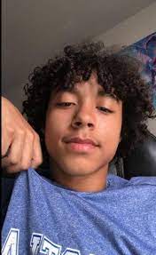 Pin By Sidney Moose On Cute Boys Boys Haircuts Curly Hair Boys With Curly Hair Cute Mexican Boys