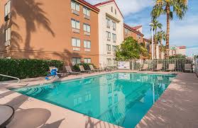 Are there any historical sites close to red roof inn & suites savannah airport? Red Roof Inn Phoenix West Phoenix Az Resort Reviews Resortsandlodges Com