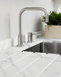 Pin Von Mafee Auf Home Sweet Home Granit Kuche Kuche Naturstein Quarzstein Arbeitsplatte