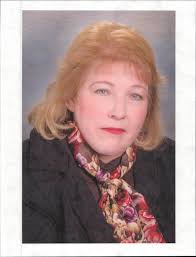 Ellen Pringle's Instagram, Twitter & Facebook