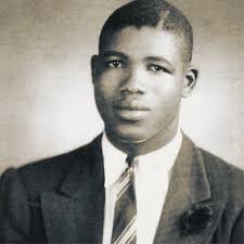 Cecil Shaw's Instagram, Twitter & Facebook