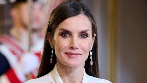 Look Total Look Donna Estate Il Look Di Letizia Ortiz, Total White Per La  Primavera Estate