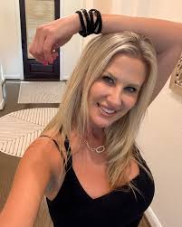 May 19th made me 35 fine! Happy Birthday to me!