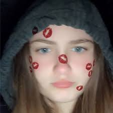 Stream Veronica Morris music