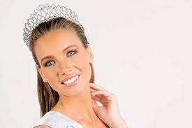 Tout d'abord, nous vous souhaitons à toutes et à tous une très belle année 2021. Radio Amandine Petit Miss Normandie En Direct Sur Tendance Ouest Mercredi