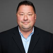 Tom Mateja's Instagram, Twitter & Facebook