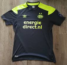 Jun 16, 2021 · galatasaray ile 6 kez karşılaştı. Psv Eindhoven Weg Fussball Trikots 2018 2019 Sponsored By Energiedirect Nl
