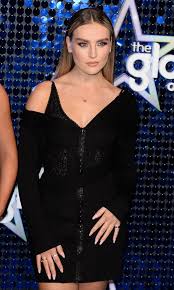 Jun 09, 2021 · perrie edwards has shared two new snaps of her growing bump as she enjoys being an expectant mother. Little Mix S Perrie Edwards Shares Injury As The Search Continues