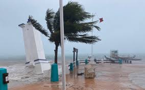 Actualmente, puerto rico se encuentra bajo un aviso de tormenta tropical. Tormenta Tropical Gamma Toca Tierra En El Caribe Mexicano Aristegui Noticias