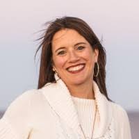 Sandra Hilliard's Instagram, Twitter & Facebook