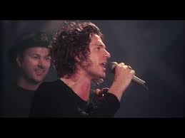 (chica hermosa) inxs (pronunciado in excess en inglés, en exceso) es una banda australiana de rock, formada por los hermanos farris en 1977 en perth.1 2 los pilares de. The Stairs Inxs Letras Com
