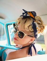 Coiffure vintage facile a faire nanadianadera web. Coiffure Vintage Cheveux Boucles Coiffure Vintage Nos Plus Belles Inspirations Pour Un Look Glamour Elle