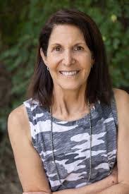 Barbara Eisenberg's Instagram, Twitter & Facebook