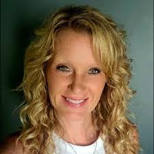 Shannon Herrick's Instagram, Twitter & Facebook