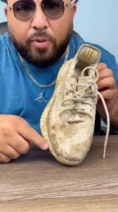 Cleaning one of the most difficult materials with Shoelada #shoelada  #chulada #shoecleaner #150bucks