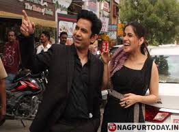 Real Life Couple Priya Bapat And Umesh Kamat To Romance In Web Series Aani Kay Hava Nagpur Today Nagpur News Priya bapat (born 1986) is an indian actress. couple priya bapat and umesh kamat