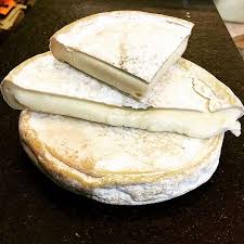 Reblochon Lesnouveauxfromagers Reblochon Recette A Base De Fromage Bon Fromage