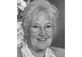 Fannie Yoder's Instagram, Twitter & Facebook