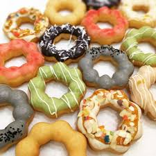 Kai Sweets Brings Mochidonuts To Mitsuwa In Edgewater Newjersey Boozy Burbs Bergencounty Foodies Donuts Mochi Donuts Sweets Recipes