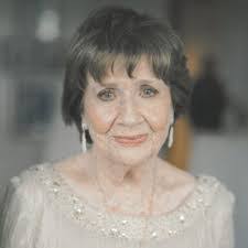 Marilyn Isom's Instagram, Twitter & Facebook