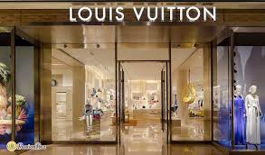 Top 20 branded shirts for men in india. Top 20 Most Expensive Clothing Brands In The World 2021