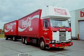Truck vs 100 coca cola cans!!! Scania Cocacola Truck Vrachtwagens Vrachtauto Truck