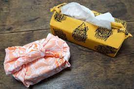 拭くだけじゃなく 包んでもかわいい 手ぬぐい のアレンジ方法をご紹介 結ぶだけのティッシュケースは必見 1 x2f 2 ティッシュケース ケース 手ぬぐい