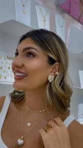 💖 ¡Feliz San Valentín! 💖, Hoy celebramos el amor en todas sus formas: el  que damos, el que recibimos y, sobre todo, el que nos tenemos a nosotras  mismas. ✨ Porque cuando te amas, brillas con una luz ...