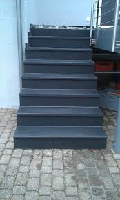 Treppenhaus beleuchtung treppen innen treppe holz handlauf treppenstufen treppenaufgang holztreppe parkettboden dachgeschosse. Referenzen Treppenfliesen Fur Innen Aussen Im Raum Main Spessart