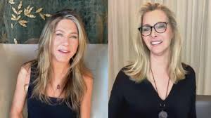 No, lisa kudrow does not have a twin sister. Jennifer Aniston Fans Spot Her Wrist Tattoo During Mini Friends Reunion Kmov Com