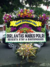 Selain itu, juga sebagai suatu tanda kepedulian kamu terhadap yang meninggal. Karangan Bunga Duka Cita Jogja Toko Bunga Jogja Florist Jogja