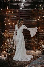 Godino's second dress, which also features lots of beads up top, is much more beyoncé, she proclaims, conveniently forgetting that beyoncé probably wouldn't wear a but there is a solution (one that ultimately convinces her to say yes to the dress): How To Shop For A Wedding Dress During Covid 19
