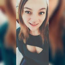 Tabitha Burk's Instagram, Twitter & Facebook