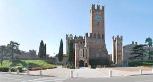Filiale di villafranca di verona. Dreams Flowers Apartments Tulipano Apartments For Rent In Villafranca Di Verona Veneto Italy
