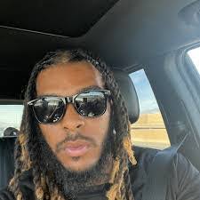 Randy Elston's Instagram, Twitter & Facebook