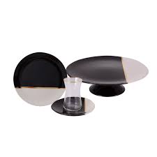 Karaca black gold tost makinesi 3 tabakadan oluşan benzersiz granit kaplama sistemi tüm gereksinimleri profesyonel olarak karşılar. Karaca Black Gold 19 Parca Pasta Takimi Karaca