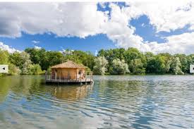 Floating cabins at lake murray. Floating Homes Vacation Boats Floating Vacation Homes