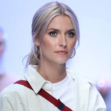 Lena hosted the first four cycles of austria's next topmodel. Lena Gercke Trauriges Interview Uber Den Tod Ihres Vaters Gala De