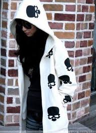 Black And White Sweatshirt For Girls Hoodies Women Girl Fashion Hoodies Women Fashion Skull Heads Hoodies Lady Zip Up Coat Jacket Black White Hot Sweater For Au Hoodie Fashion Fashion Clothes