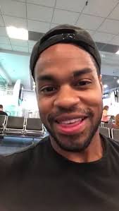 Ricardo Angulo (@pollinatorve)