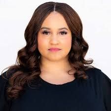 Lola Played By Iris DeWitt