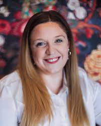 Tamara MacDonald (@workspacesandwhimsy) • Instagram photos and videos