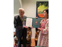 De inkom is 5 euro. Hoge Palestijnse Onderscheiding Voor Dries Van Agt Op Zijn 90ste Verjaardag Nos