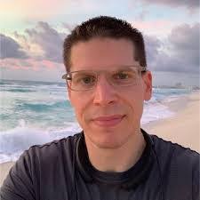 Latoya Bent's Instagram, Twitter & Facebook