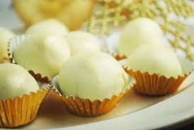Store the cookies in an airtight container with a slice of white bread to maintain their soft, fruity texture. 12 Days Of Christmas Cookies Day 8 Bailey S Irish Cream White Chocolate Truffles Spork Or Foon