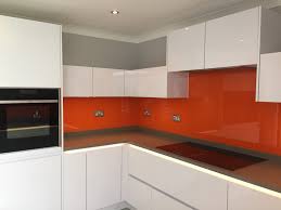 Indice index cucine moderne modern, moderne cortina ischia monza amalfi venezia gola olbia verona siena imperia. Coloured Glass Kitchen Splashbacks Worktops Kitchen Splashback Ideas