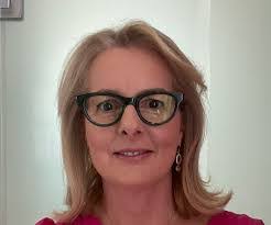 Jennie Becker's Instagram, Twitter & Facebook