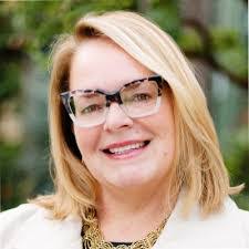 Suzette Carr's Instagram, Twitter & Facebook